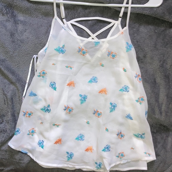 Top - Picture 1 of 1